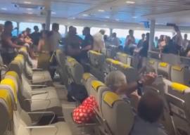 Άγρια συμπλοκή σε πλοίο από Τήνο προς Ραφήνα -14 συλλήψεις (VIDEO)