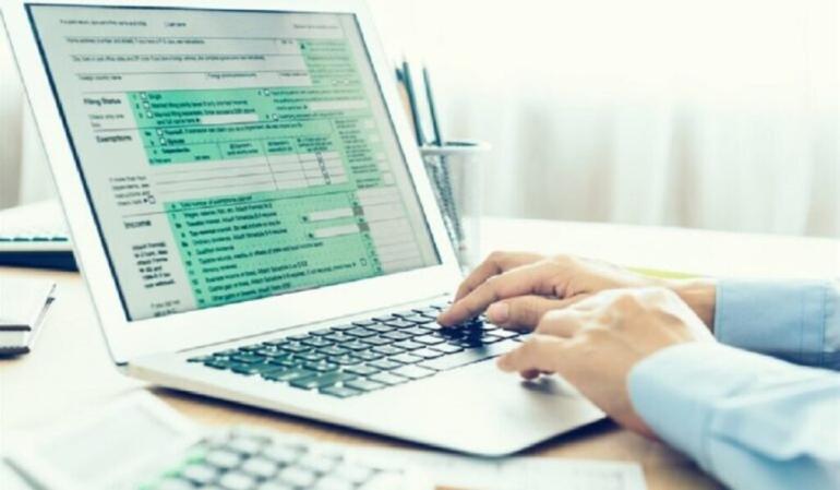 Από σήμερα το «ραντεβού» με την εφορία - Ανοίγει η πλατφόρμα του Taxis