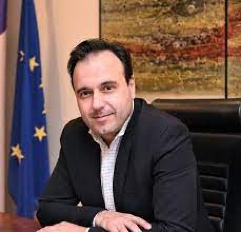 Παπαστεργίου: «Αξιοποιώντας την Τεχνητή Νοημοσύνη μπορούμε να φέρουμε μια "μικρή" επανάσταση στην καθημερινότητα»