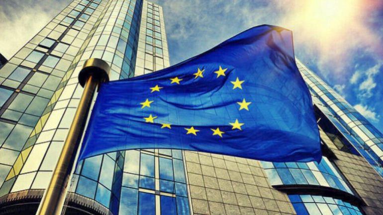 ΕΕ: Επί τάπητος η πλήρης απαγόρευση εισαγωγών ρωσικού αερίου