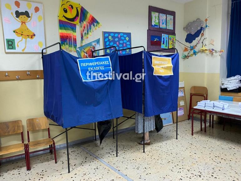 Δήμος Θεσσαλονίκης: Χαμηλή η προσέλευση στην κάλπη, έλλειψη μελών στις εφορευτικές επιτροπές