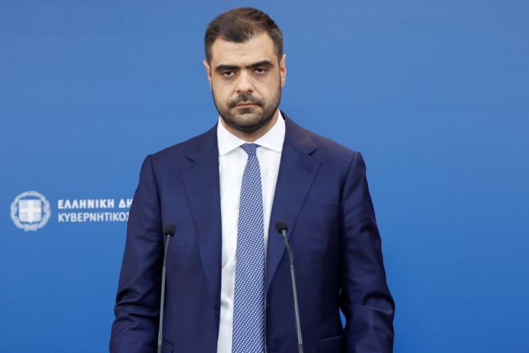 Μαρινάκης κατά Τσίπρα: Πολιτικές απάτες οι εξαγγελίες του, άλλα είπε στην ομιλία κι άλλα έγραψε στο πρόγραμμα