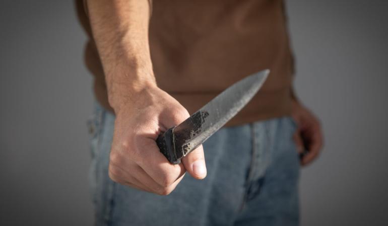 Θεσσαλονίκη: Κακουργηματική δίωξη για απόπειρα ανθρωποκτονίας στον 14χρονο που προσπάθησε να μαχαιρώσει 12χρονο σε σχολείο