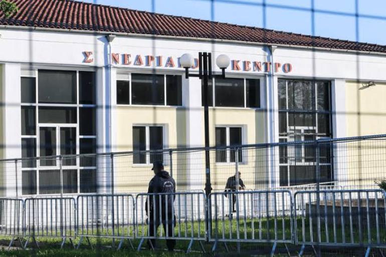 Δίκη για Τέμπη: Αύριο Τετάρτη συνεχίζονται οι καταθέσεις συγγενών θυμάτων