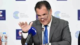 Με προσλήψεις και βραχιολάκι επιχειρεί ο Άδωνις Γεωργιάδης να μειώσει το χρόνο αναμονής στα Επείγοντα – Το πλήρες σχέδιο που ανακοινώθηκε