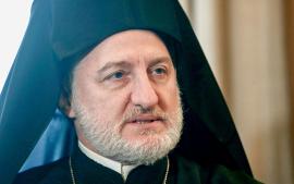 Θεσσαλονίκη: Λιποθύμησε στη Θεία Λειτουργία ο Αρχιεπίσκοπος Αμερικής