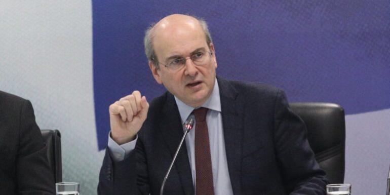 Χατζηδάκης: Κανένα ζήτημα με αποθέματα ασφαλείας και τροφοδοσία της αγοράς