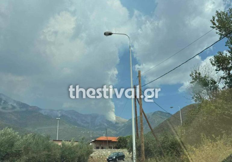 Καβάλα: Μαίνεται για τέταρτη ημέρα η φωτιά στο Παγγαίο – Μάχη πυροσβεστών και εθελοντών