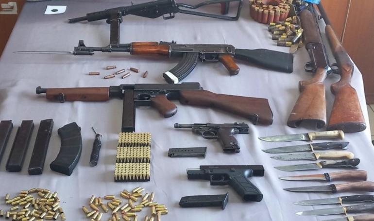 Κιάτο: Απόστρατος αξιωματικός γέμιζε σφαίρες και διατηρούσε οπλοστάσιο