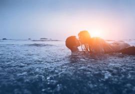 Καστελόριζο: Έρωτας βγαλμένος από σήριαλ του Μανουσάκη και μια πρόταση γάμου viral (BINTEO)