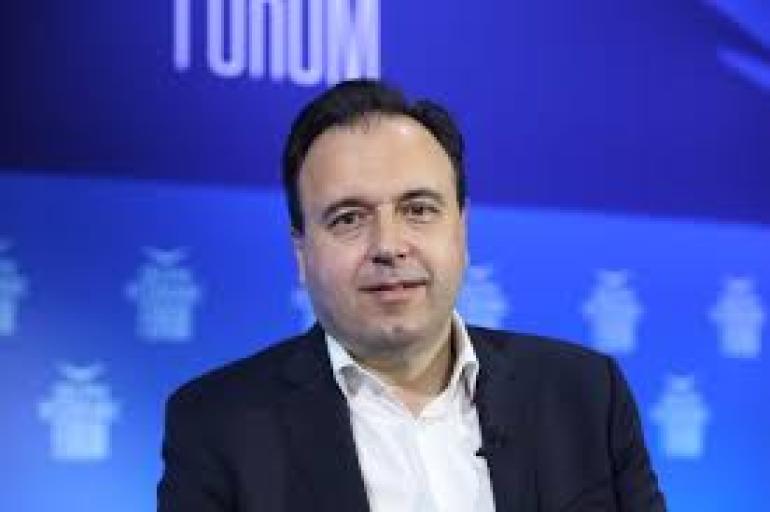 Ο Παπαστεργίου παρουσιάζει στις Βρυξέλλες την Εθνική Στρατηγική για την προστασία των ανήλικων από τον εθισμό στο διαδίκτυο