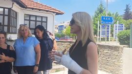 Εξιτήριο για την Αφροδίτη Νέστορα, δύο εβδομάδες μετά την δολοφονική επίθεση, «θα προσπαθήσω να σταθώ ξανά στα πόδια μου»
