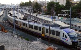 Η Hellenic Train επιβεβαιώνει ότι τρένο μπήκε σε λάθος γραμμή στη Σίνδο – “Υπήρχε βλάβη στα κλειδιά, υπεύθυνος για τη ρύθμιση κυκλοφορίας ο ΟΣΕ”