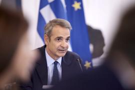 Μητσοτάκης στο υπουργικό: Έχουμε μπροστά μας δύσκολες ημέρες με τις φωτιές, στεκόμαστε στο πλευρό των οικογενειών των πυροσβεστών