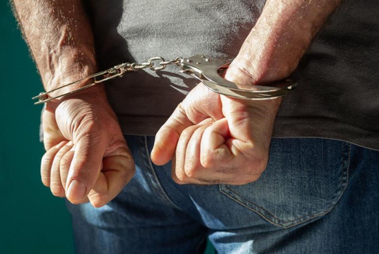 Θεσσαλονίκη: Εντοπίστηκαν με κλεμμένο Ι.Χ. και προσπάθησαν να διαφύγουν - Συνελήφθησαν δύο 21χρονοι μετά από καταδίωξη