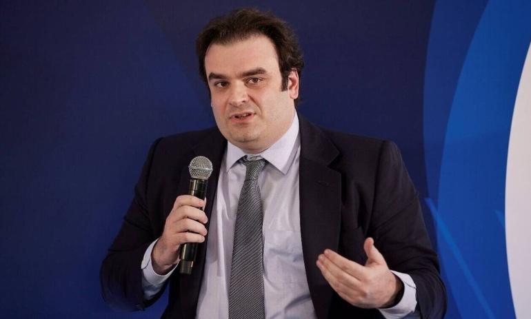 Πιερρακάκης για Μάτι και Μάνδρα: Η πολιτεία στέκεται δίπλα στους πολίτες και όχι απέναντί τους