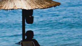 “Ψυχρή λίμνη φέρνει ανατροπές”: Τα δύο πρόσωπα του καιρού – Από τον καύσωνα στις ισχυρές καταιγίδες