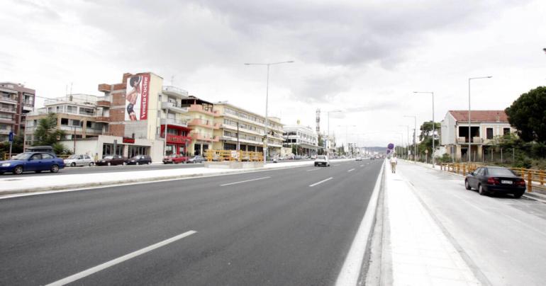 Θεσσαλονίκη: Καραμπόλα τριών ΙΧ στη Μ. Θεοδωράκη - Προβλήματα στην κυκλοφορία