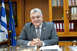 Θεσσαλονίκη: Παρέμβαση κουκουλοφόρων στο σπίτι του Νίκου Παπαϊωάννου – Πέταξαν τρικάκια και φώναξαν συνθήματα