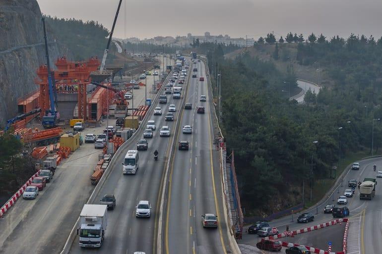 Flyover: Σε ισχύ νέες κυκλοφοριακές ρυθμίσεις στον Περιφερειακό Θεσσαλονίκης