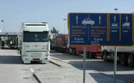Τούρκος φορτηγατζής συνελήφθη στο λιμάνι της Θεσσαλονίκης με 11 μετανάστες στην καρότσα