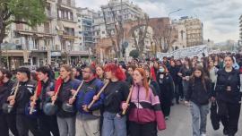ΒΙΝΤΕΟ-ΤΩΡΑ: Νέα πορεία στη Θεσσαλονίκη κατά της ίδρυσης ιδιωτικών πανεπιστημίων