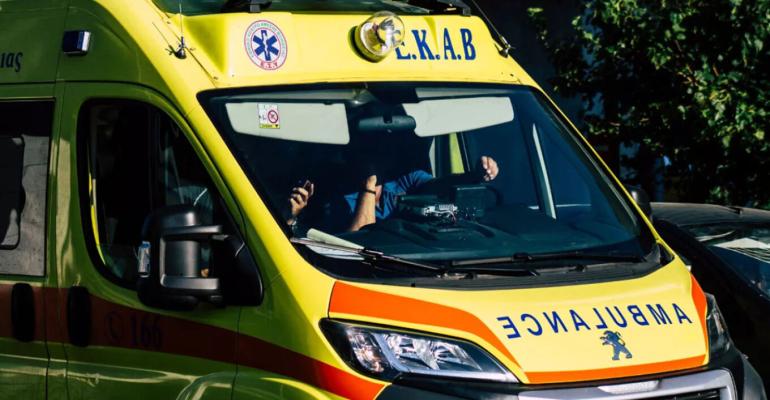 Θεσσαλονίκη: Μαθήτρια υπέστη αλλεργικό σοκ μετά από κατανάλωση φαρμάκου – Μεταφέρθηκε με ΕΚΑΒ στο νοσοκομείο