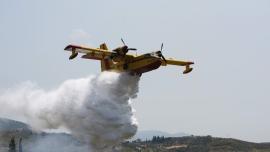 ΕΕ: Η Κομισιόν χρηματοδοτεί την αγορά 12 πυροσβεστικών αεροπλάνων - Θα φιλοξενηθούν σε 6 κράτη-μέλη, μεταξύ των οποίων και στην Ελλάδα