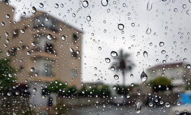 Θεσσαλονίκη: Πάγωσε η αγορά λόγω της επιδείνωσης του καιρού - Περιορισμένη η κίνηση