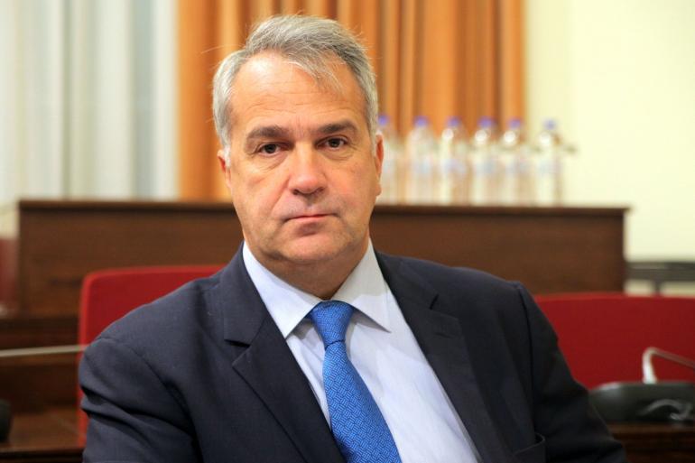Μαξίμου: Βορίδης στη θέση Παπασταύρου και Κουτνατζής στη θέση Μπρατάκου