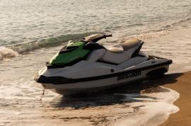 Χαλκιδική: Συνελήφθη 39χρονος ιδιοκτήτης jet ski – Νοίκιαζε θαλάσσια μοτοποδήλατα σε άτομα χωρίς άδεια και σε ανήλικο