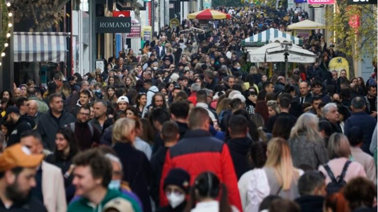 Eurostat: Αυξημένο κατά 24% το καθαρό εισόδημα των Ελλήνων από το 2019