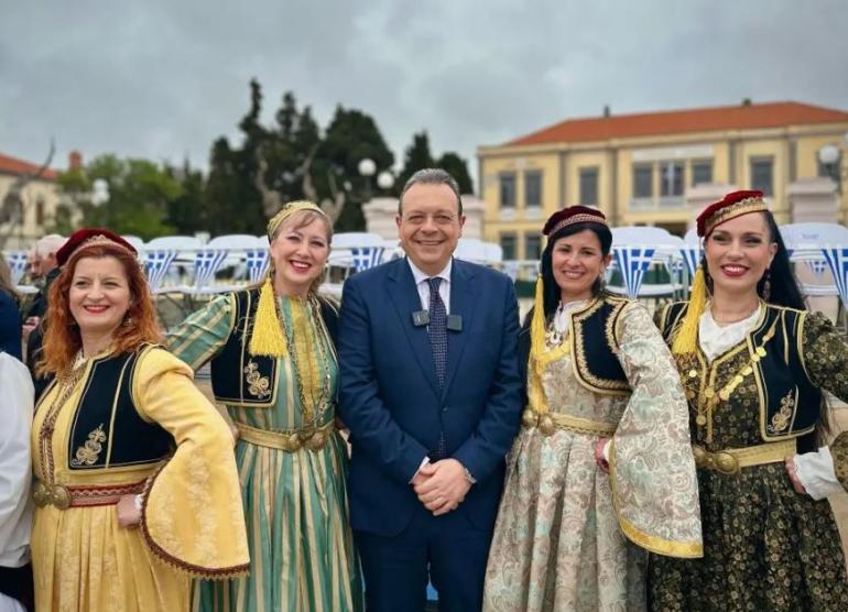 Φάμελλος από Λήμνο: «Ο ελληνικός λαός όταν είναι ενωμένος μπορεί να καταφέρει τα πάντα»