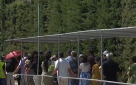 Θεσσαλονίκη: Ουρές πιστών στη Σουρωτή 32 χρόνια μετά την κοίμηση του Άγιου Παΐσιου