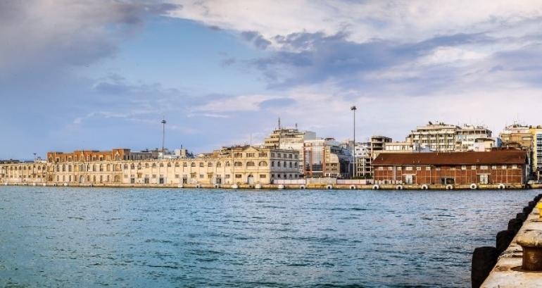 Θεσσαλονίκη: Τραυματίστηκε 56χρονος ναύτης στο λιμάνι – Μεταφέρθηκε σε ιδιωτική κλινική