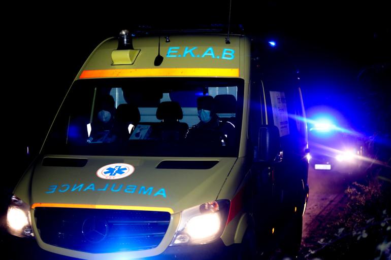 Σοκ στο Αγρίνιο: Ομάδα νεαρών μαχαίρωσε ανήλικο στο κέντρο της πόλης