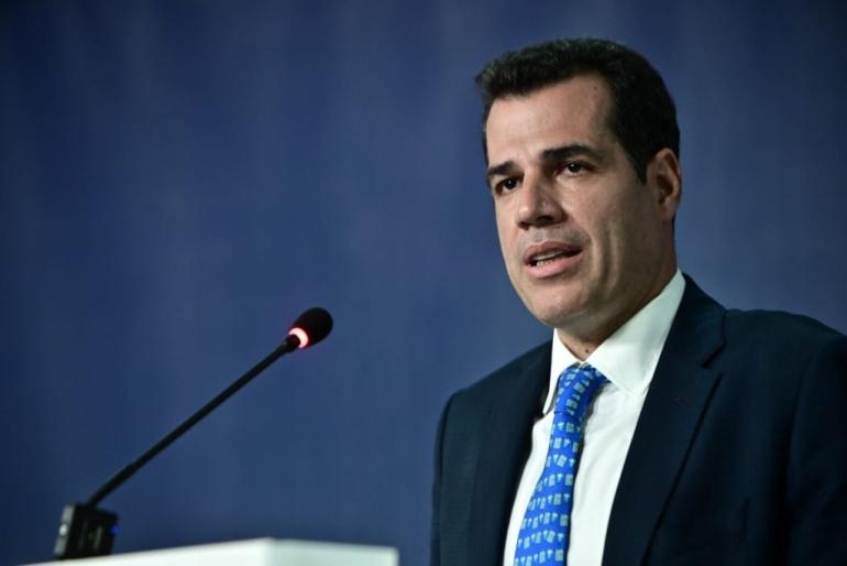 Πλεύρης: Πρόταση κατάργησης προστασίας για μετανάστες σε στρατεύσιμη ηλικία που μπαίνουν παράνομα στην ΕΕ