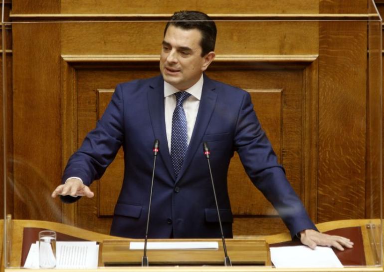 Σκρέκας στη Βουλή: «Τα πρόστιμα και επιβάλλονται και εισπράττονται» - Κατέθεσε αποδεικτικά πληρωμής