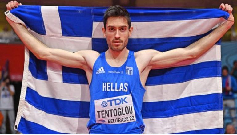 Μίλτος Τεντόγλου: Δωρεά σε αθλητές στα Γρεβενά – «Δεν ξέχασε από πού ξεκίνησε»