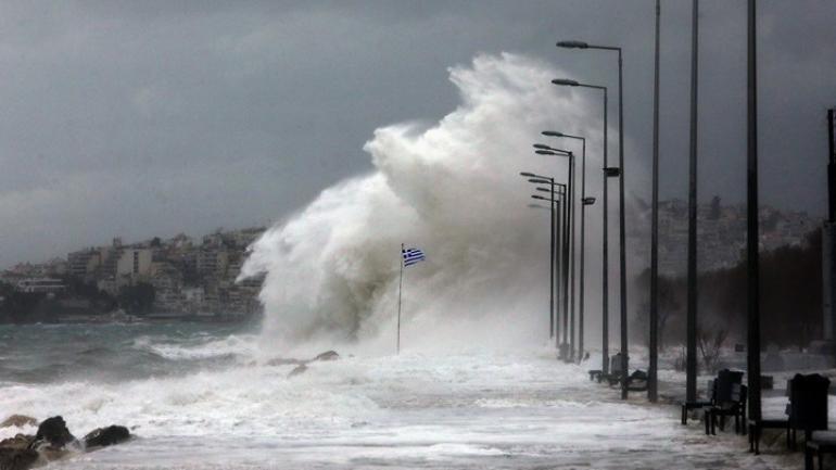 Μεγάλης έκτασης ζημιές στην Κασσάνδρα από την κακοκαιρία - Αίτημα να κηρυχθεί ο δήμος σε κατάσταση έκτακτης ανάγκης