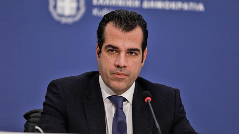 Θ. Πλεύρης: Ενήλικοι 59 δηλωμένοι ανήλικοι μετανάστες σε δείγμα 104