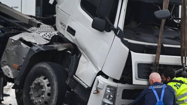 ΤΩΡΑ-Θεσσαλονίκη: Άνοιξε η περιφερειακή που είχε κλείσει λόγω εκτροπής νταλίκας