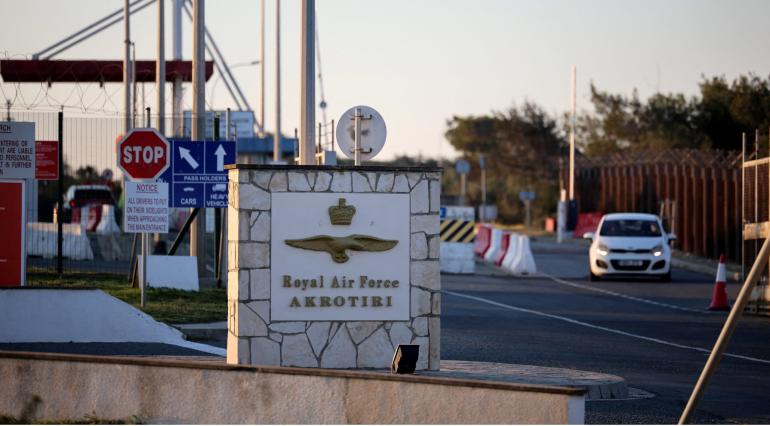 Ηχούν ξανά οι σειρήνες στο Ακρωτήρι της Κύπρου και σηκώθηκαν μαχητικά