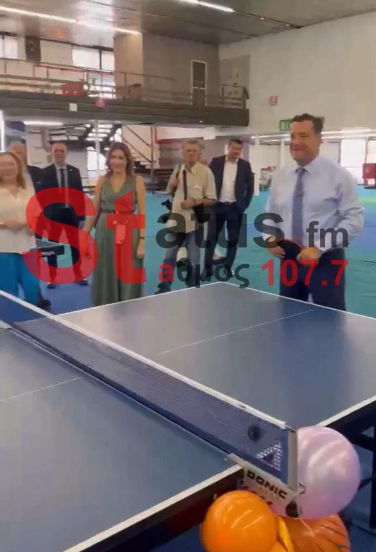 Παρτίδα ping pong με Άδωνι Γεωργιάδη, Νίκο Παπαθανάση και Δημήτρη Βενιέρη! Ποιος κέρδισε τις εντυπώσεις; Ποιος ήταν πιο "φορμαρισμένος";
