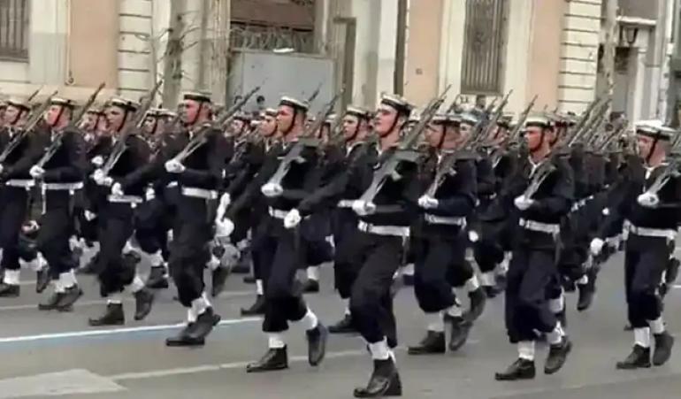 ΕΔΕ από το ΓΕΝ μετά τις βωμολοχίες κατά της Τουρκίας στη στρατιωτική παρέλαση της Αθήνας