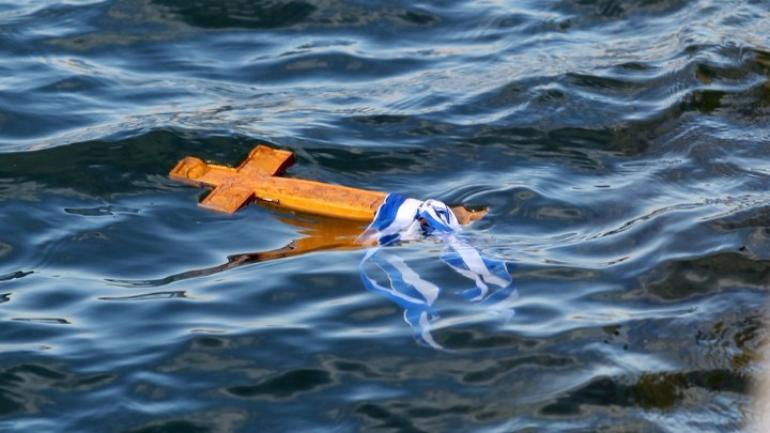 Θεοφάνια με συννεφιά μέχρι το απόγευμα και καταιγίδες από το βράδυ