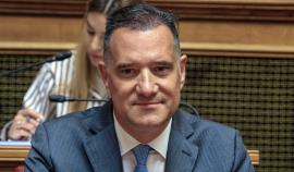 Γεωργιάδης: Απορώ με υπουργούς που επέλεξαν να λείπουν από τη γιορτή της ΝΔ επειδή λέει είχαν άλλες υπουργικές υποχρεώσεις