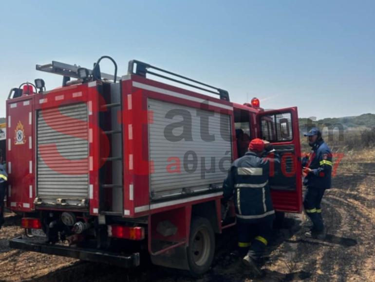 Φωτιά στο Ωραιόκαστρο - Μεγάλη κινητοποίηση της Πυροσβεστικής (ΦΩΤΟ)