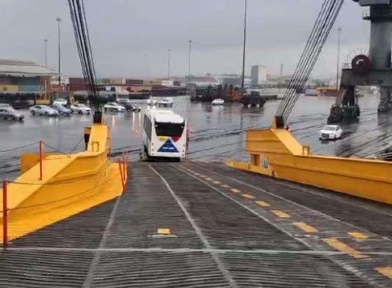 Στο αμαξοστάσιο το 1ο ηλεκτρικό λεωφορείο του ΟΑΣΘ (ΦΩΤΟ)