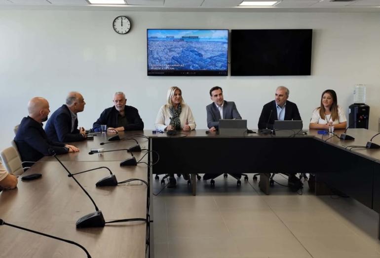 Κλιμάκιο του ΠΑΣΟΚ στο Μετρό Θεσσαλονίκης: “Η εποπτεία της λειτουργίας πρέπει να αποδεικνύεται στην πράξη”